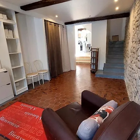 Cozy Apartament Fronsac (Gironde)